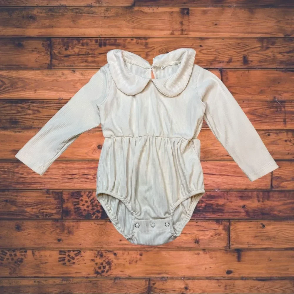 5 for $25🔥Cream Collared‎ Bodysuit Baby Girl Size 80 (9-12 Months)